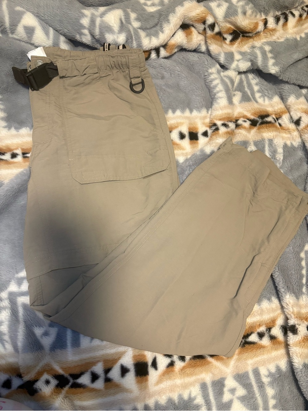 The North Face Men's Cargo Pants in Khaki/Tan